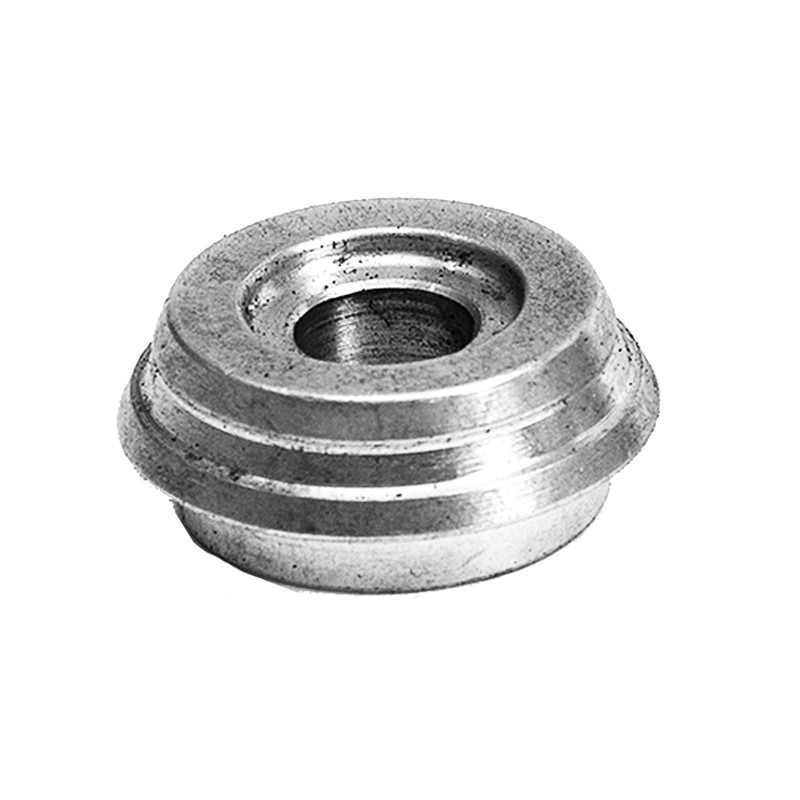 Buchse 32mm Stoßfängerbefestigungsschraube IPK - Formula K - Praga - OK1 - Intrepid