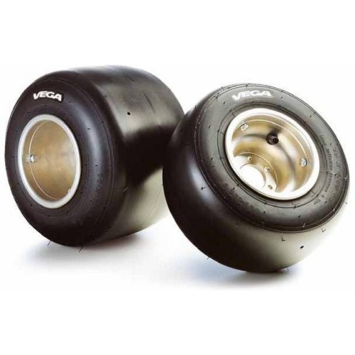 Vega Tires Kart on Offer - Buy Now on Mondokart